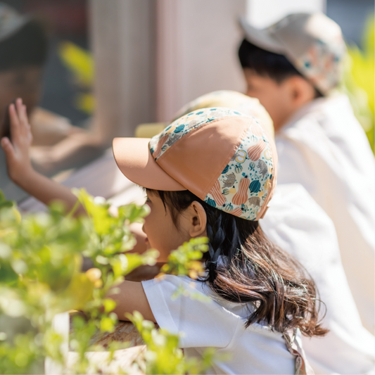 彎簷兒童球帽-山豬暖桔